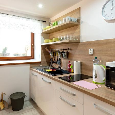 Nisa Apartments Nova Lesna Luaran gambar