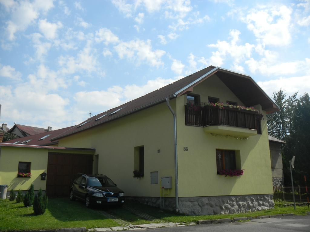 Nisa Apartments Nova Lesna Luaran gambar