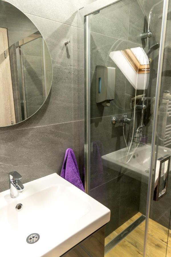 Nisa Apartments Nova Lesna Luaran gambar