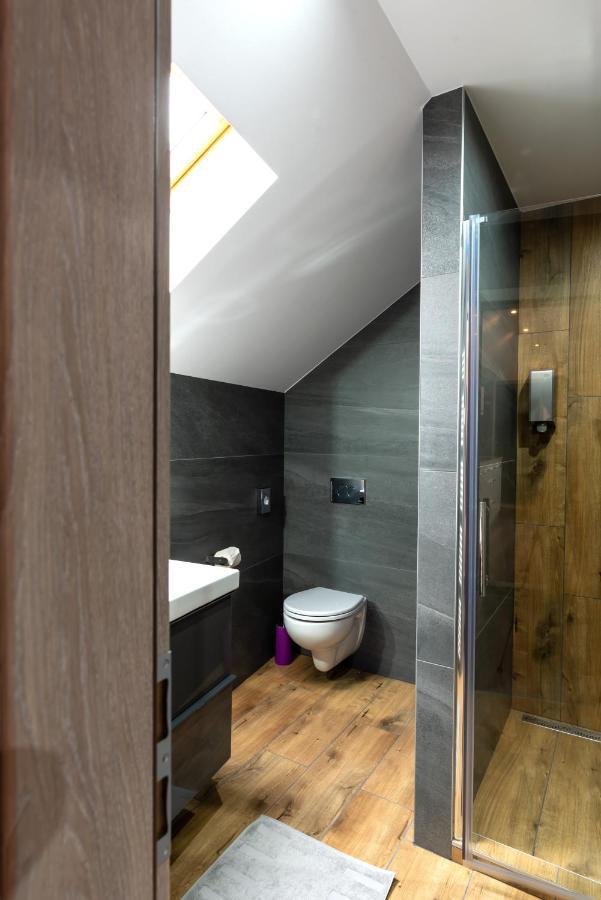 Nisa Apartments Nova Lesna Luaran gambar